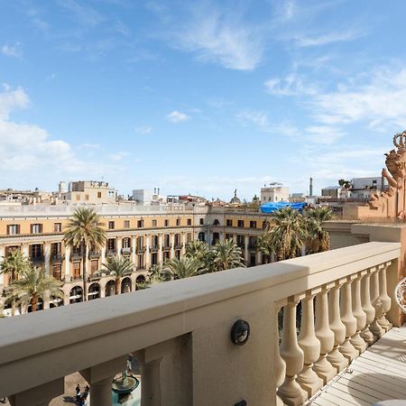 Do Placa Reial Powered By Sonder Барселона Екстериор снимка View from the hotel