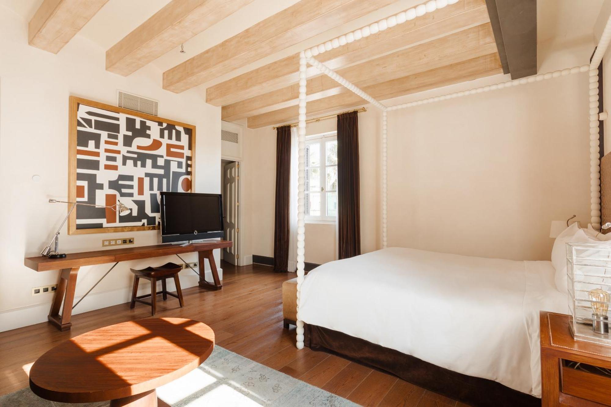 Do Placa Reial Powered By Sonder Барселона Стая снимка A room at the hotel