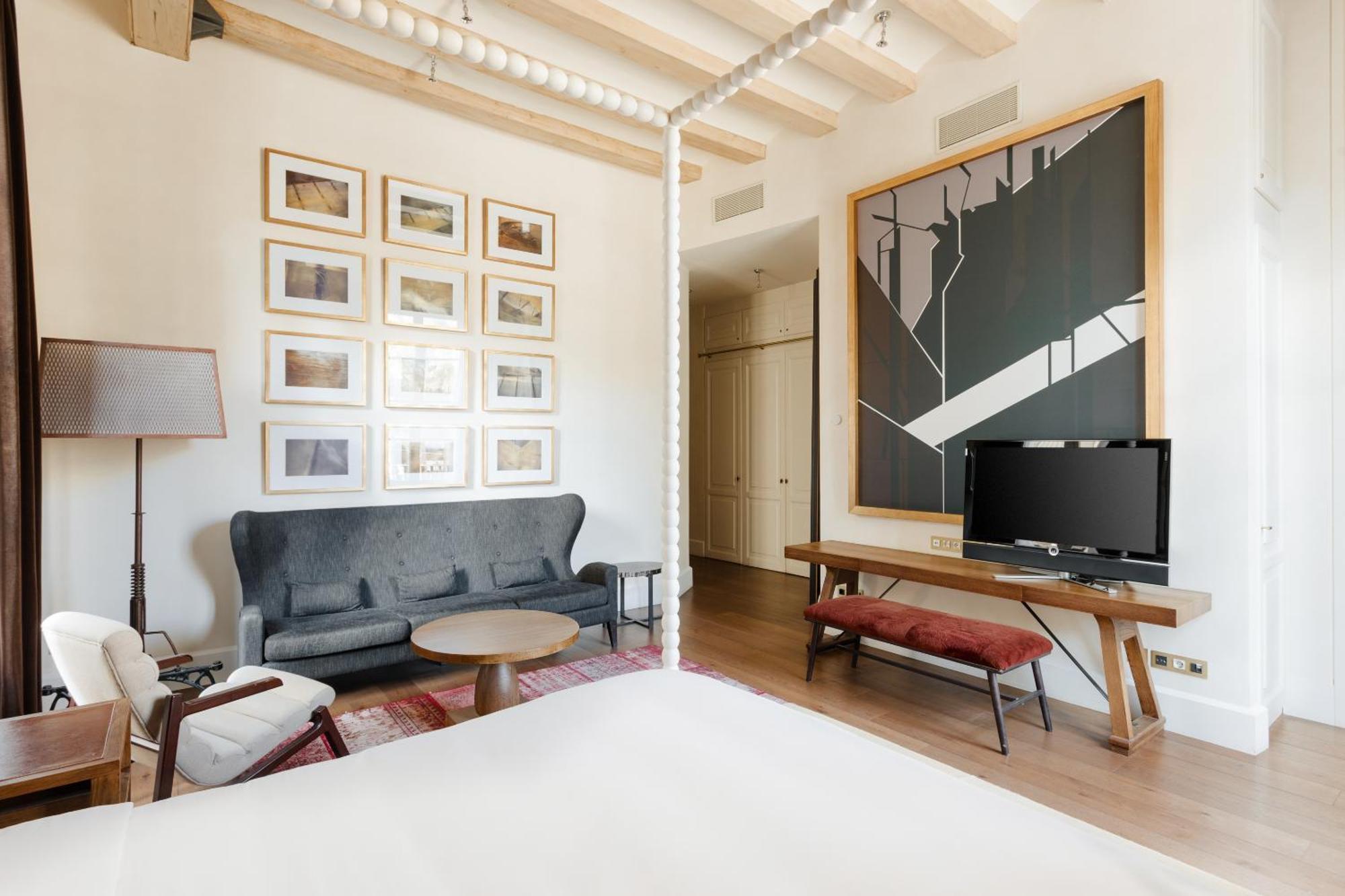 Do Placa Reial Powered By Sonder Барселона Стая снимка A typical apartment at the Hotel